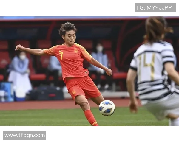 赵丽娜专访王霜畅谈留洋经历与拼搏精神展现中国女足风采 赵丽娜专访王霜畅谈留洋经历与拼搏精神展现中国女足风采