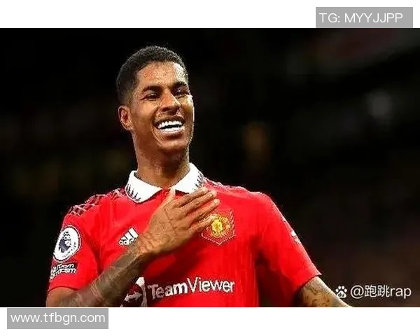 足球球星的独特个人魅力如何影响赛场表现与全球球迷情感共鸣 足球球星的独特个人魅力如何影响赛场表现与全球球迷情感共鸣