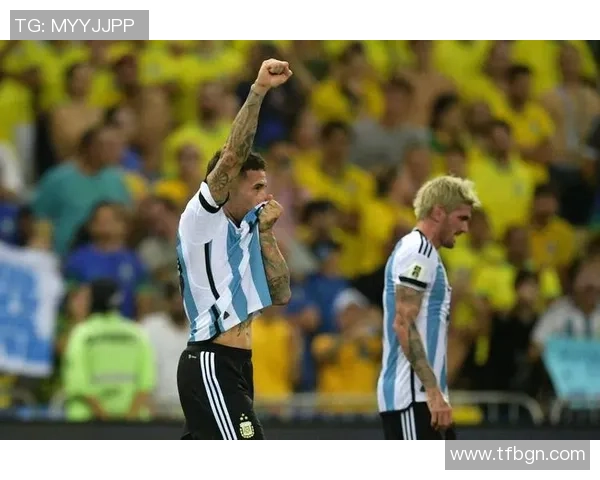 阿根廷球星深入分析足球比赛技巧与战术演绎